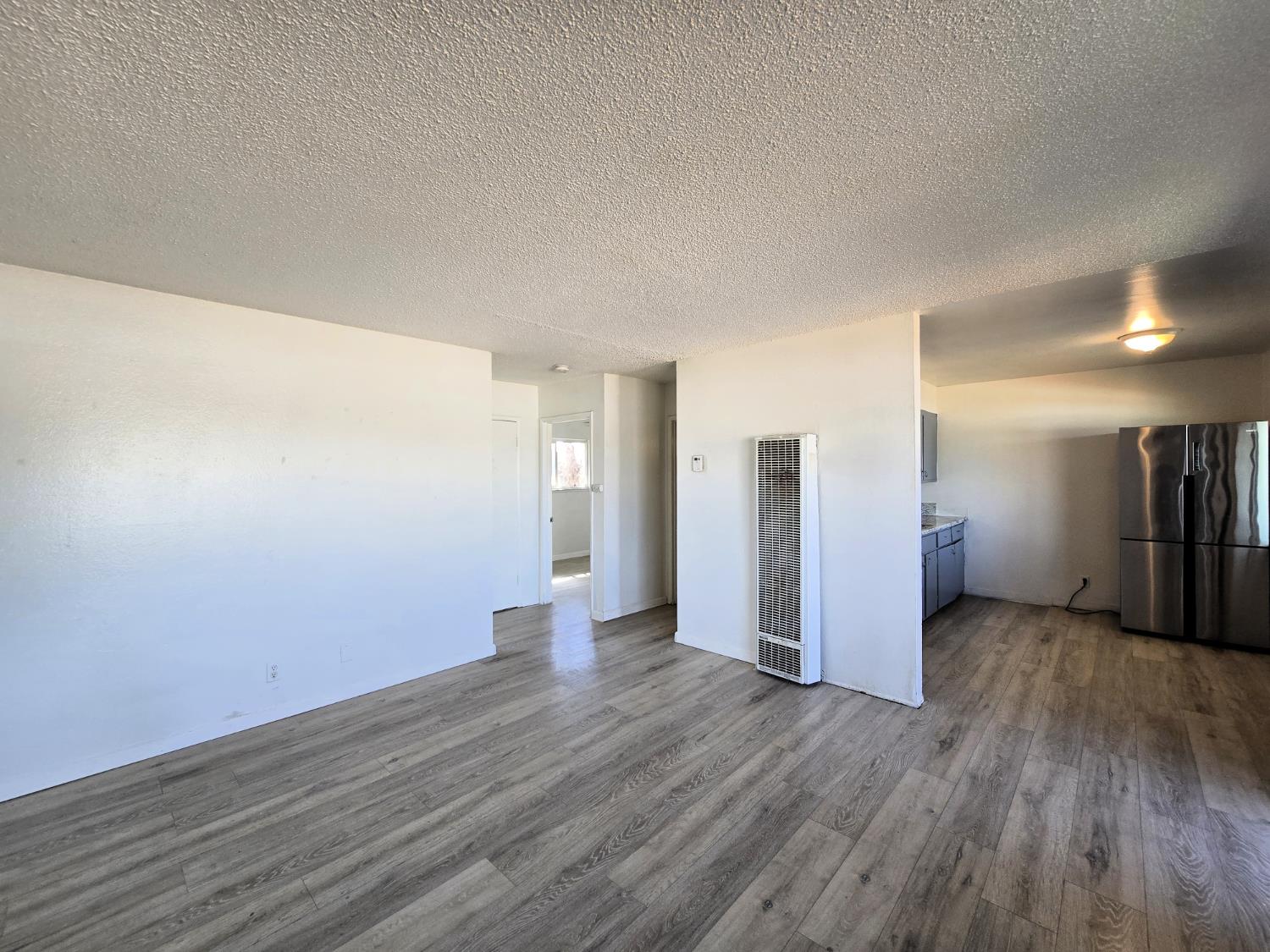 2452 S 9Th St, Fresno, CA 93725