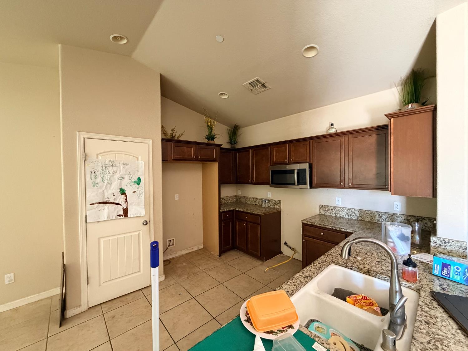 4648 W Harvard Ave, Fresno, CA 93722