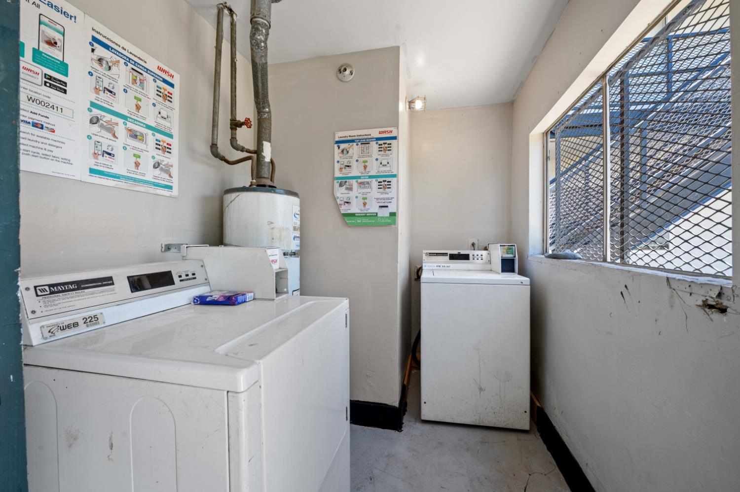 3940 E Burns Ave, Fresno, CA 93725