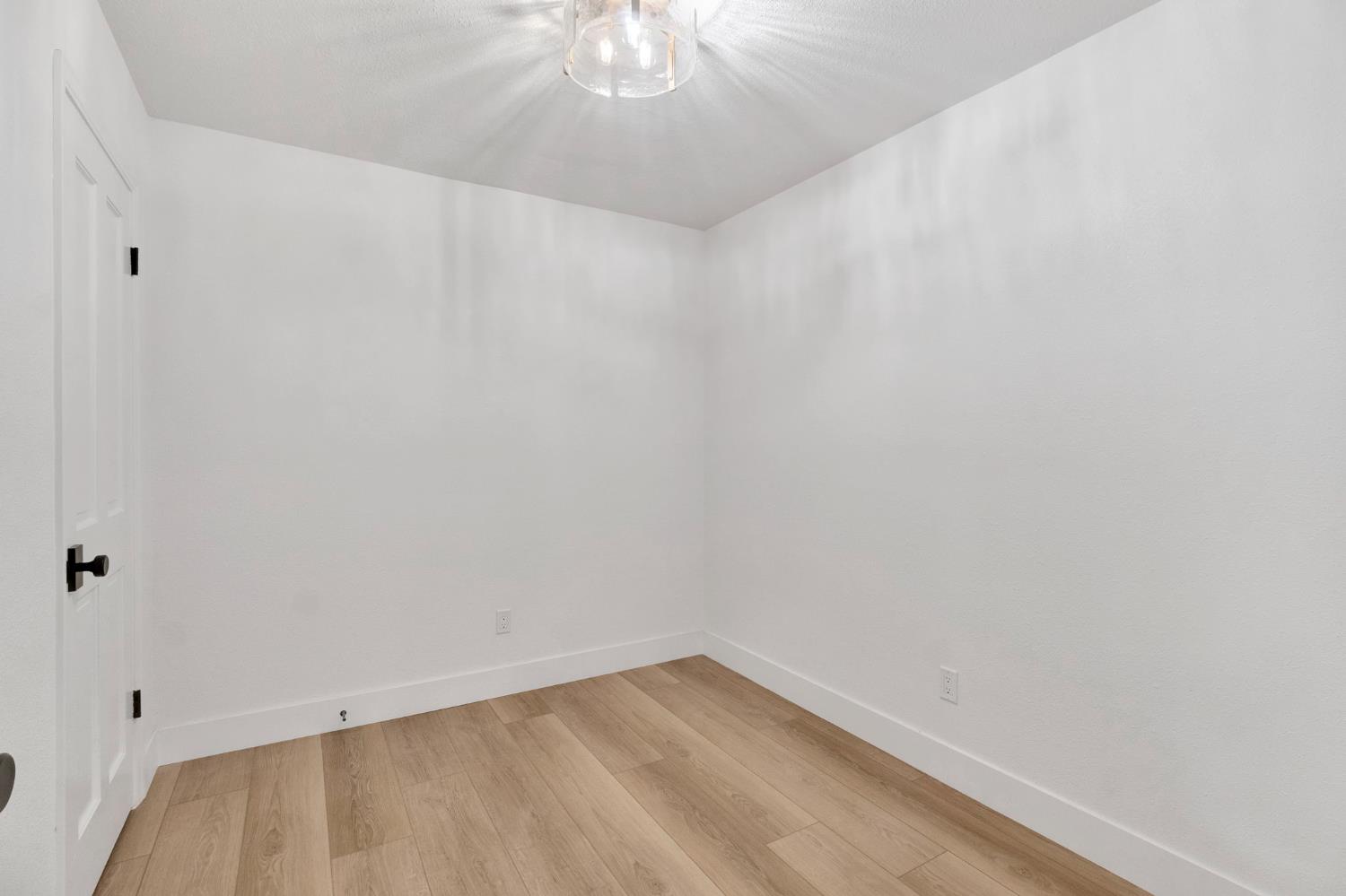 3737 W Minarets Ave, Fresno, CA 93711