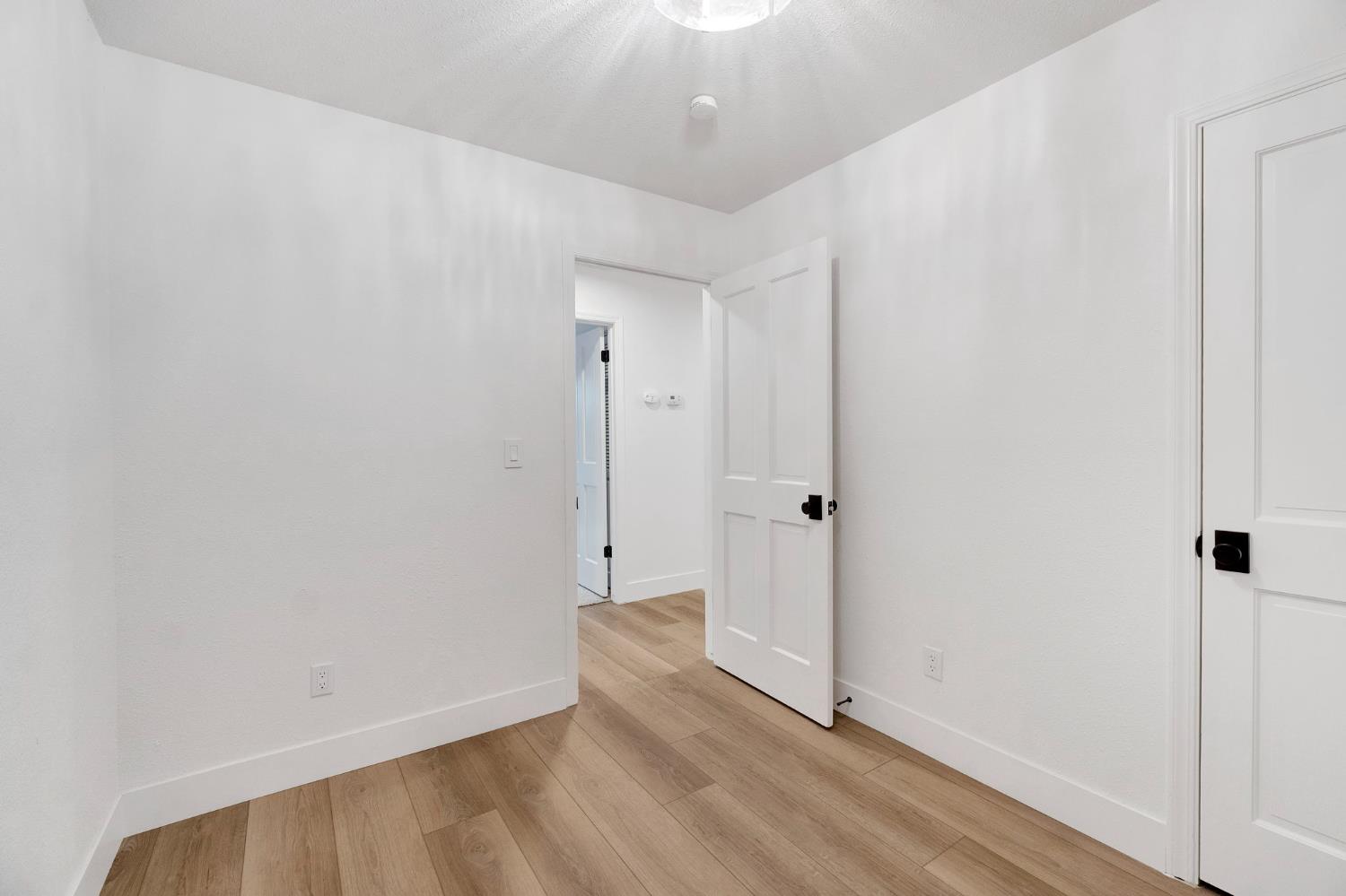 3737 W Minarets Ave, Fresno, CA 93711