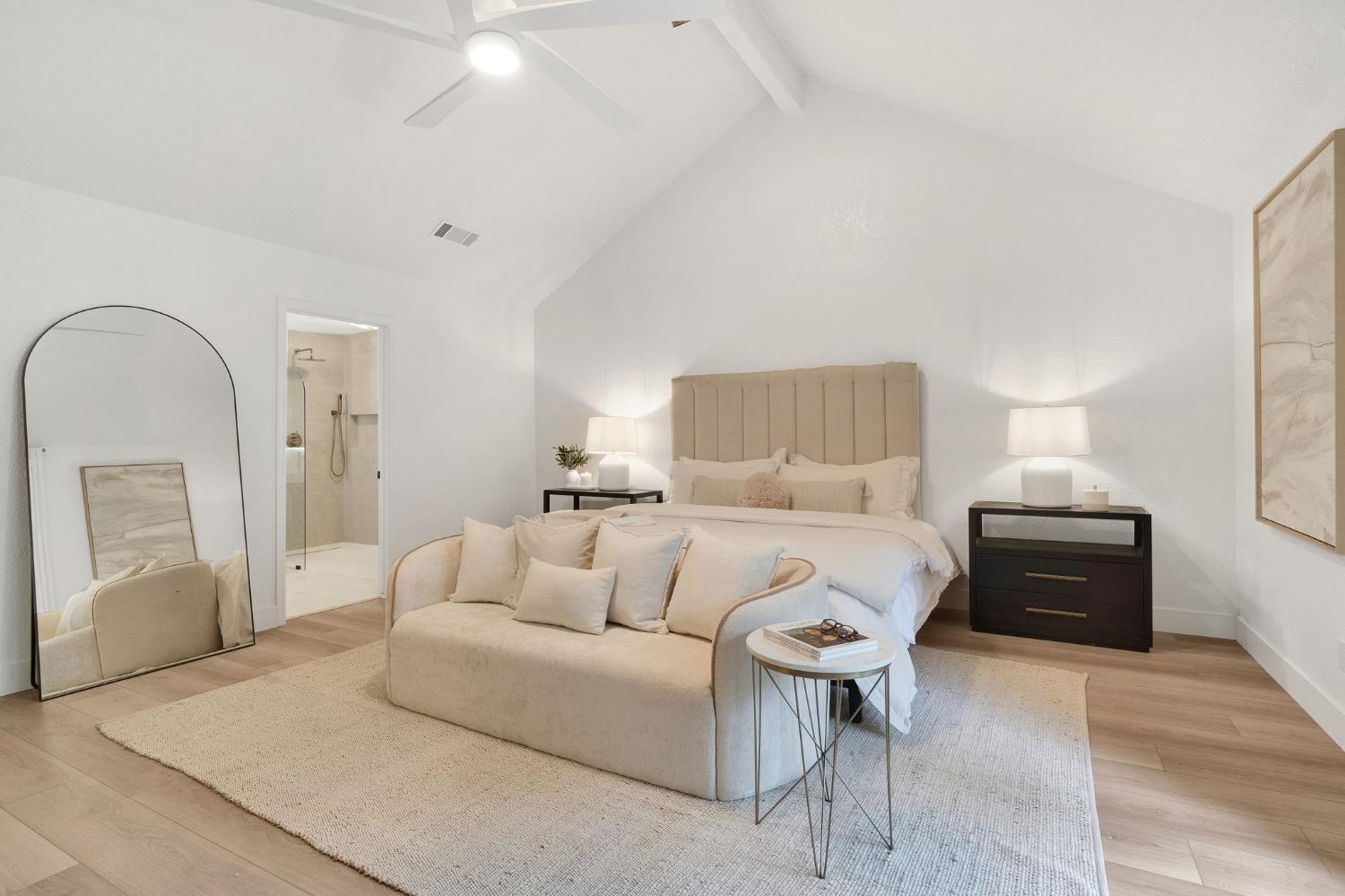 3737 W Minarets Ave, Fresno, CA 93711