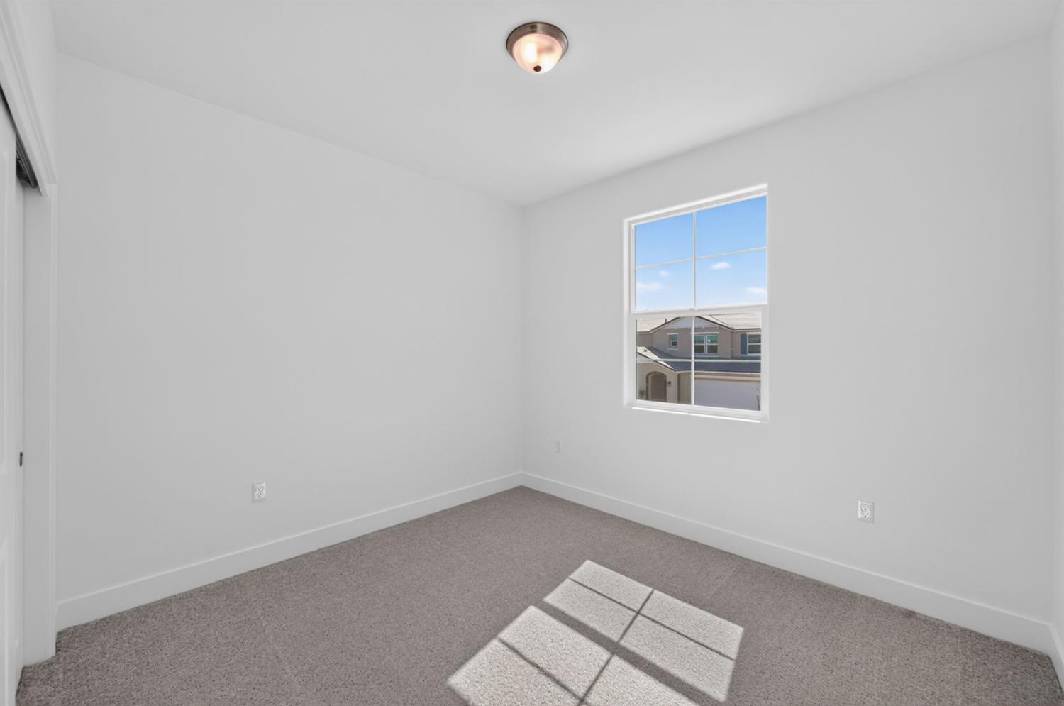 986 Peters Rd S, Madera, CA 93636