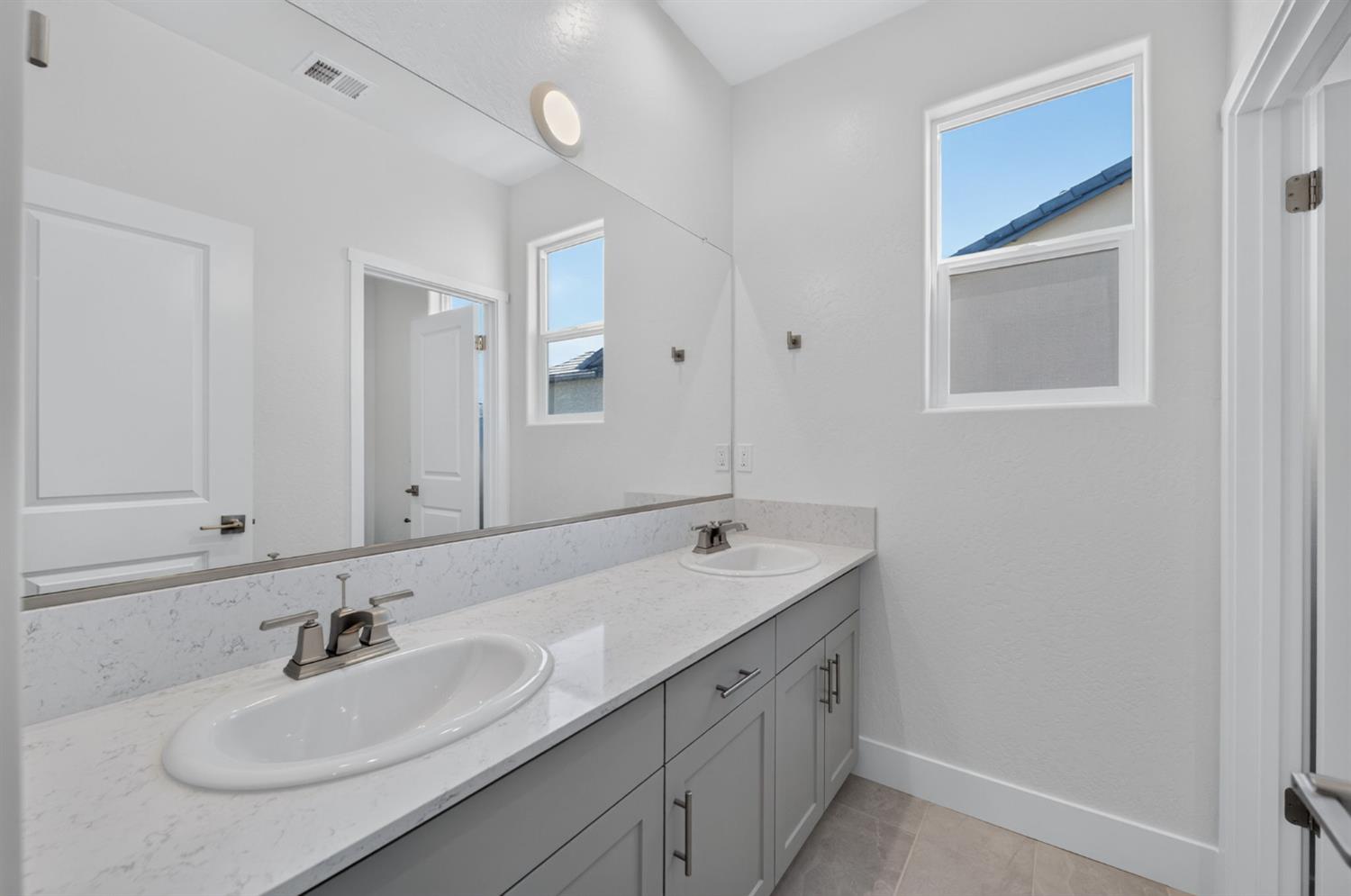 986 Peters Rd S, Madera, CA 93636