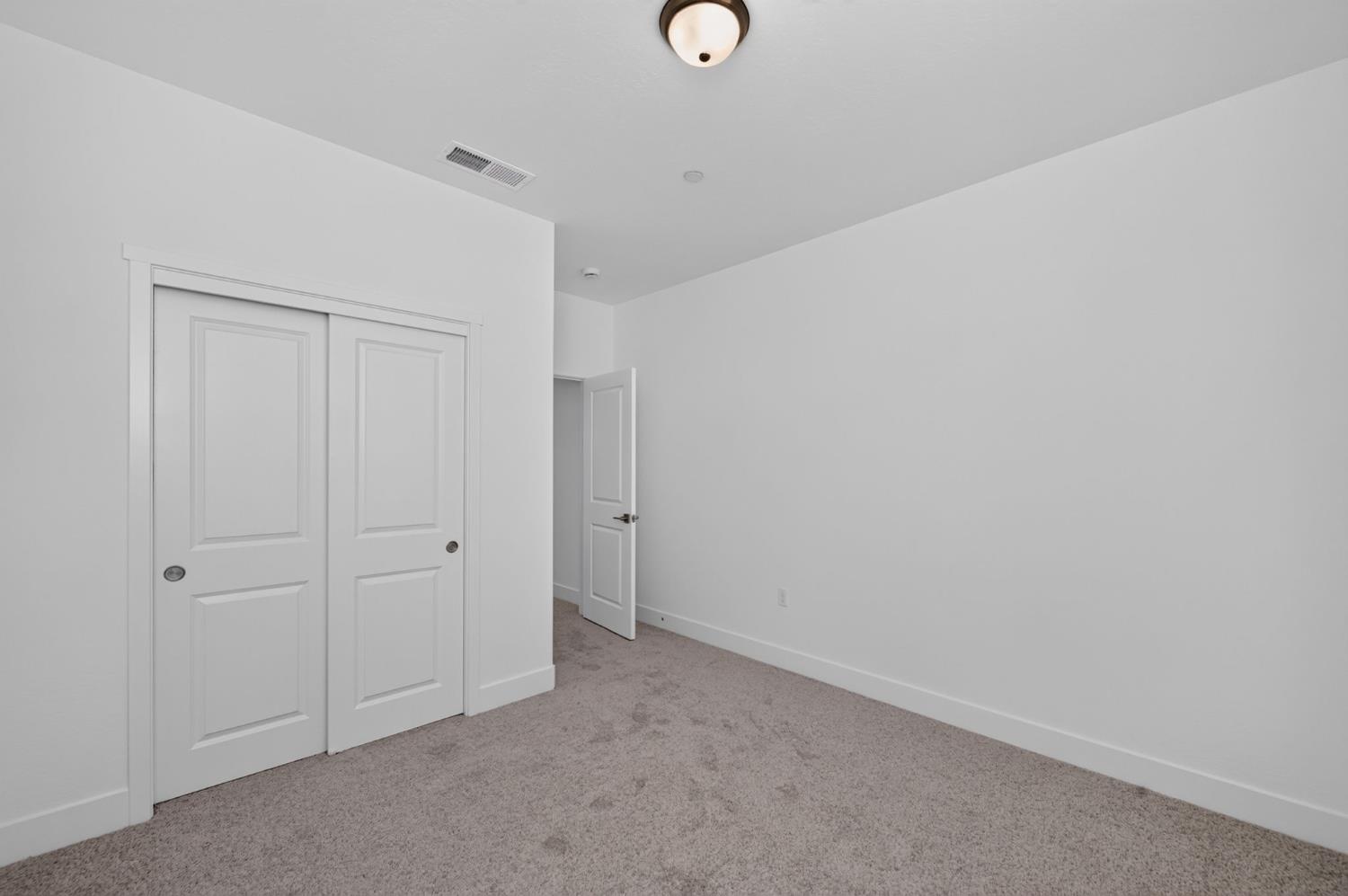 986 Peters Rd S, Madera, CA 93636