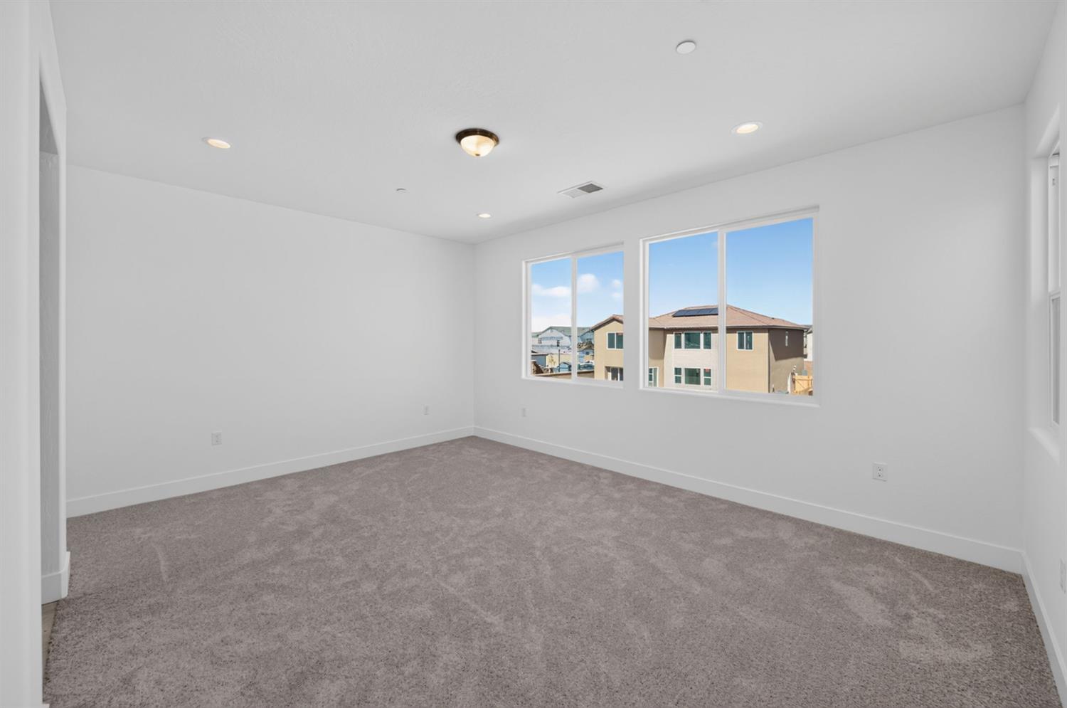 986 Peters Rd S, Madera, CA 93636