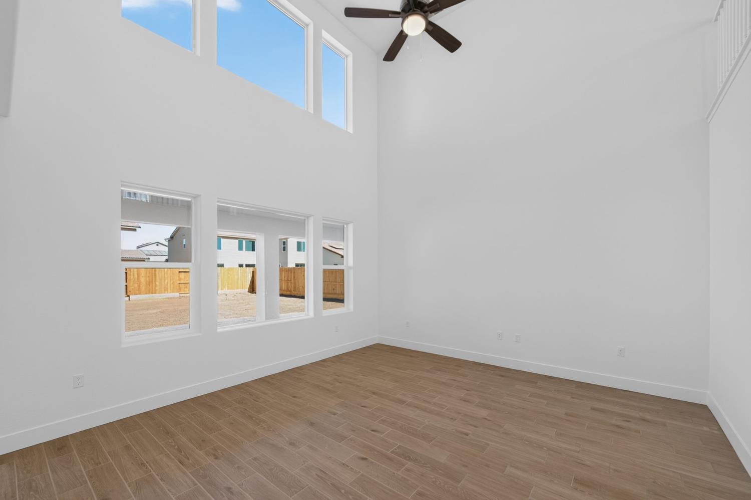 986 Peters Rd S, Madera, CA 93636