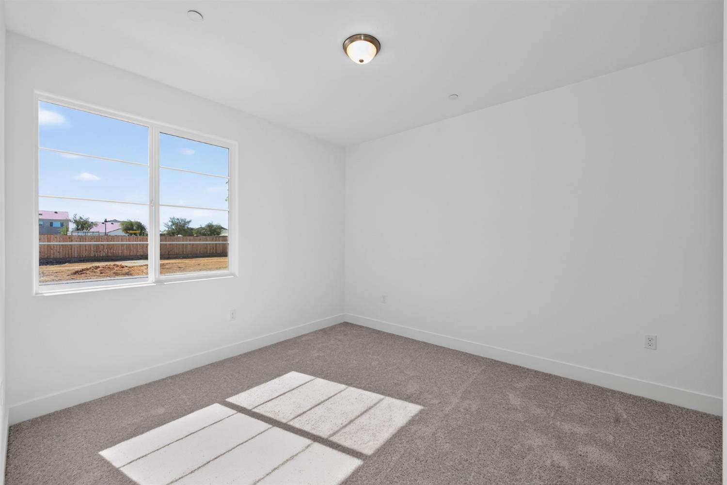 986 Peters Rd S, Madera, CA 93636