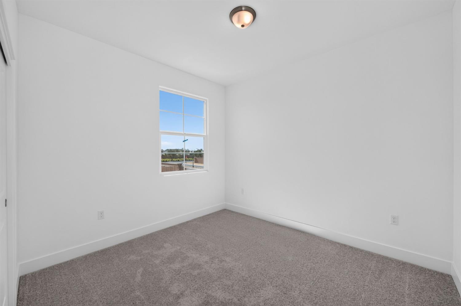 986 Peters Rd S, Madera, CA 93636