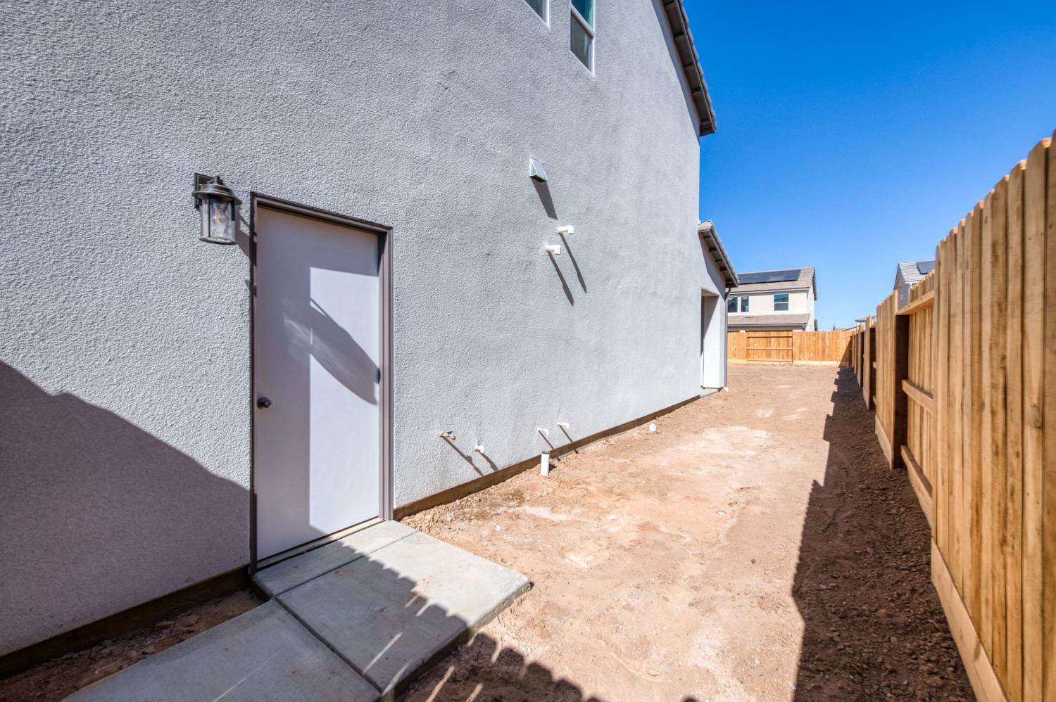 986 Peters Rd S, Madera, CA 93636