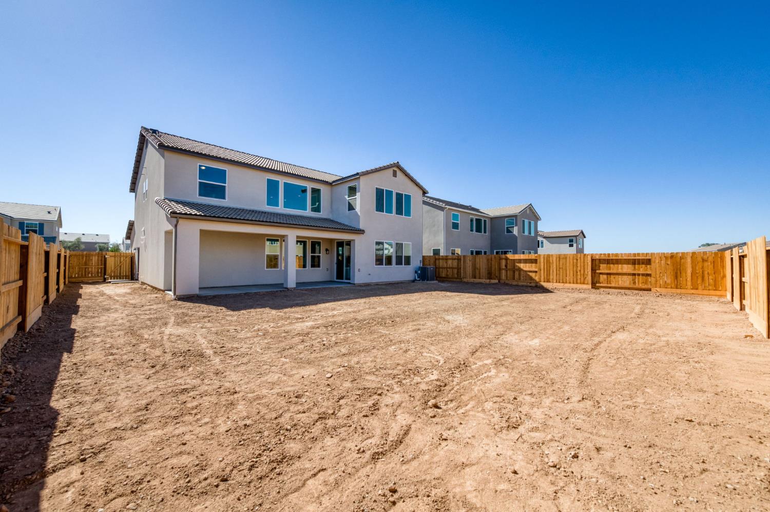 986 Peters Rd S, Madera, CA 93636