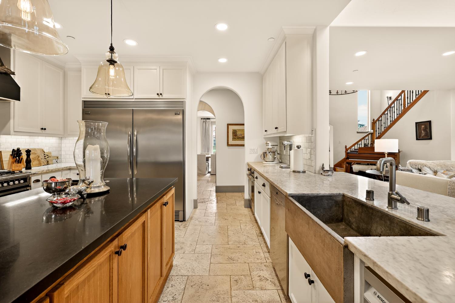 2564 E Sarazen, Fresno, CA 93730