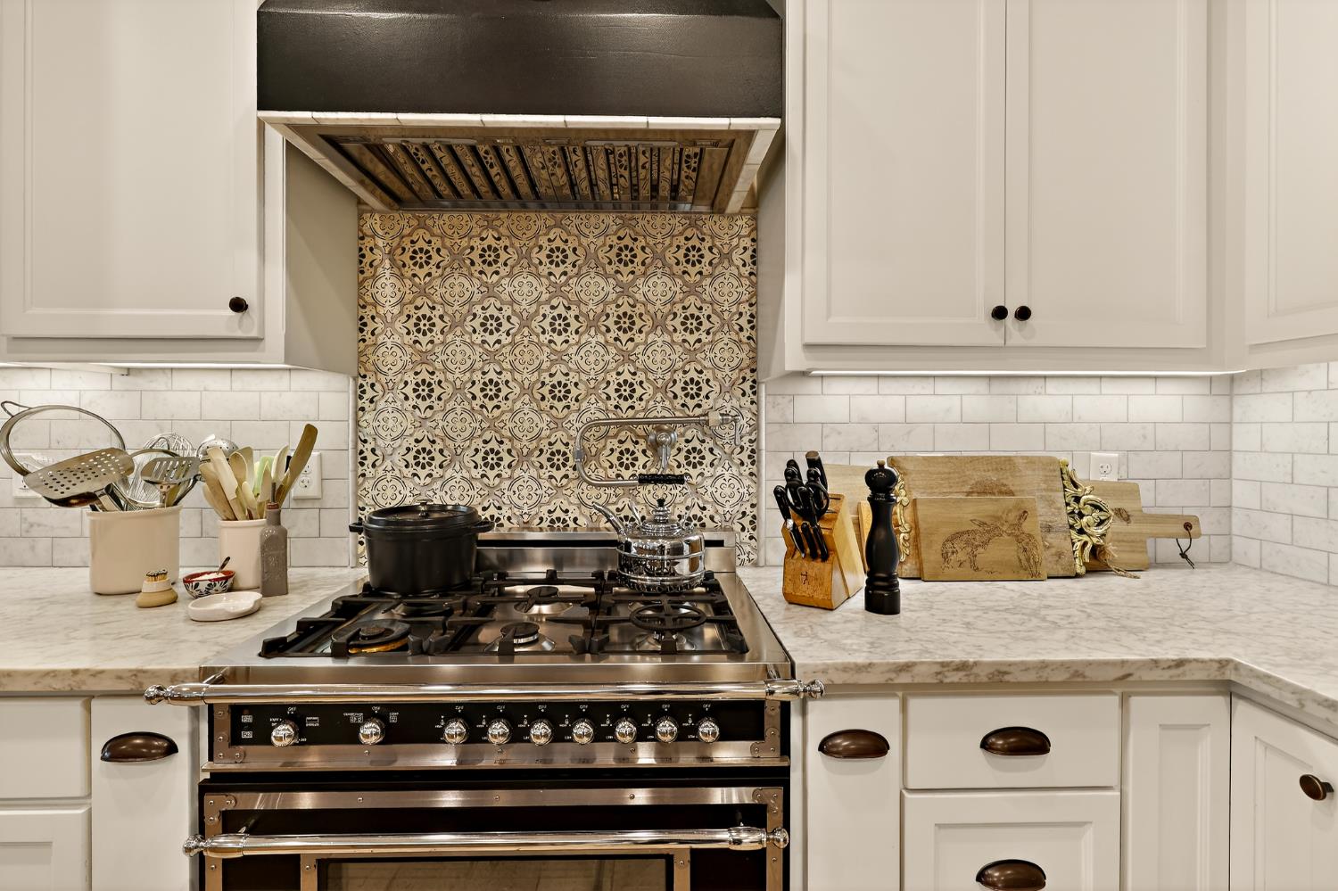 2564 E Sarazen, Fresno, CA 93730