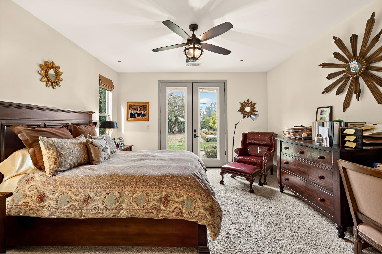 2564 E Sarazen, Fresno, CA 93730