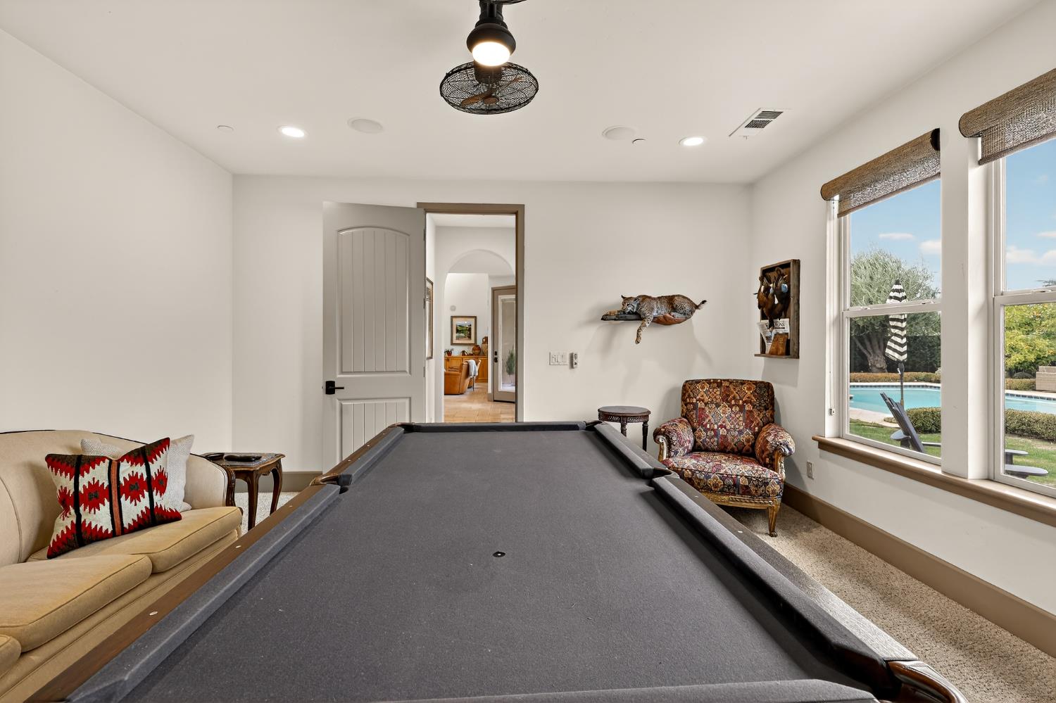 2564 E Sarazen, Fresno, CA 93730