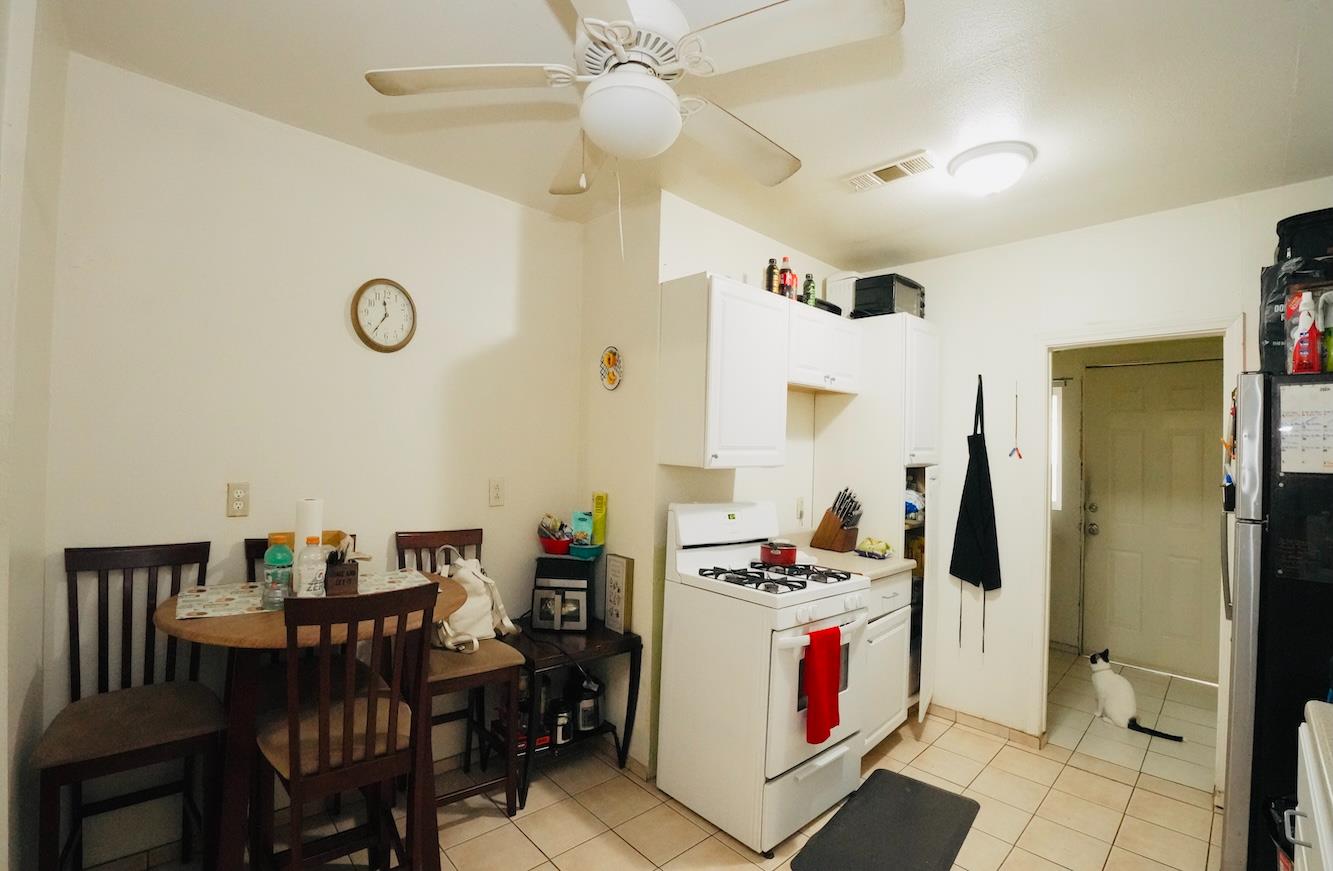 271 Coolidge St, Coalinga, CA 93210