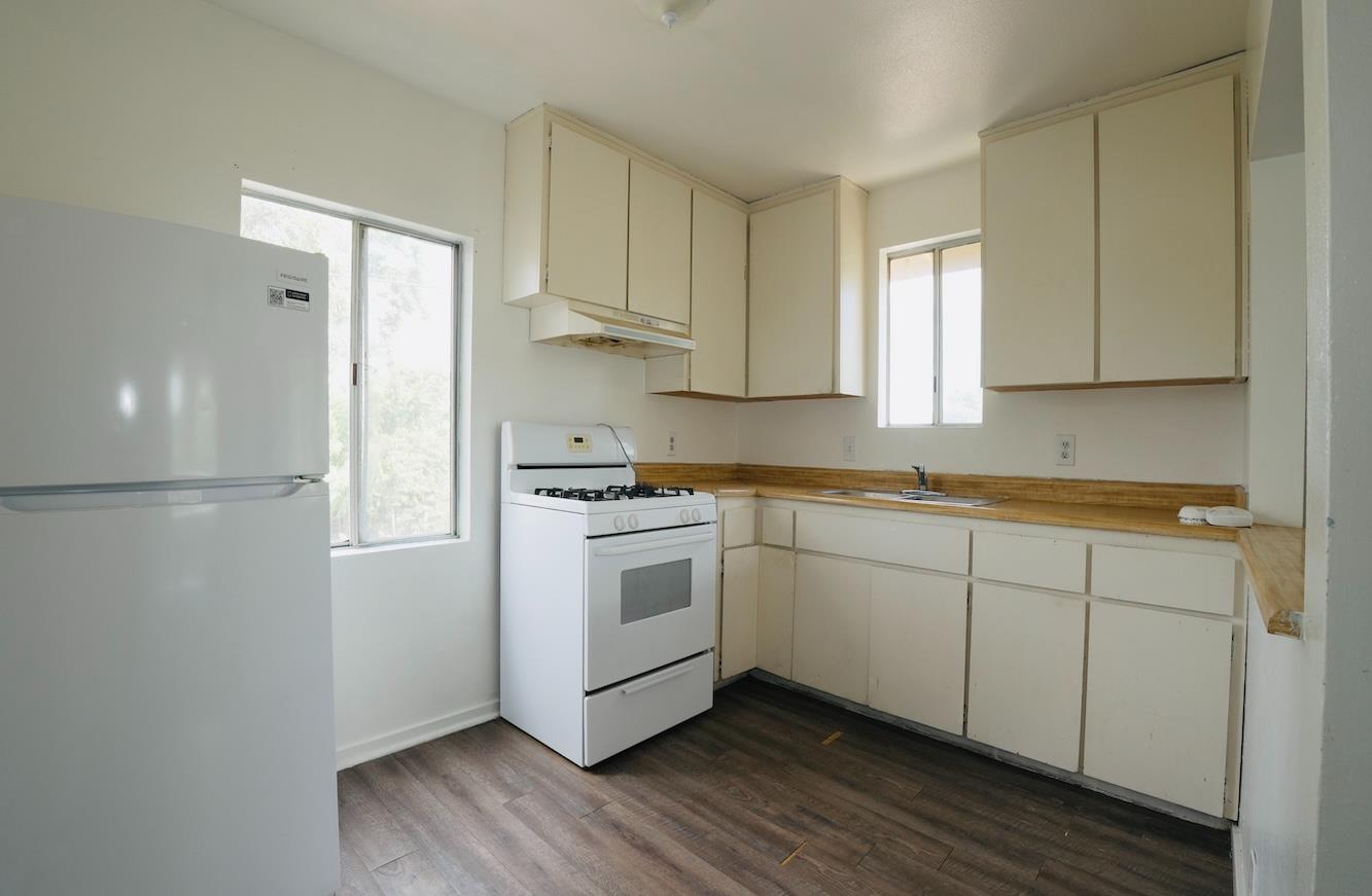 271 Coolidge St, Coalinga, CA 93210