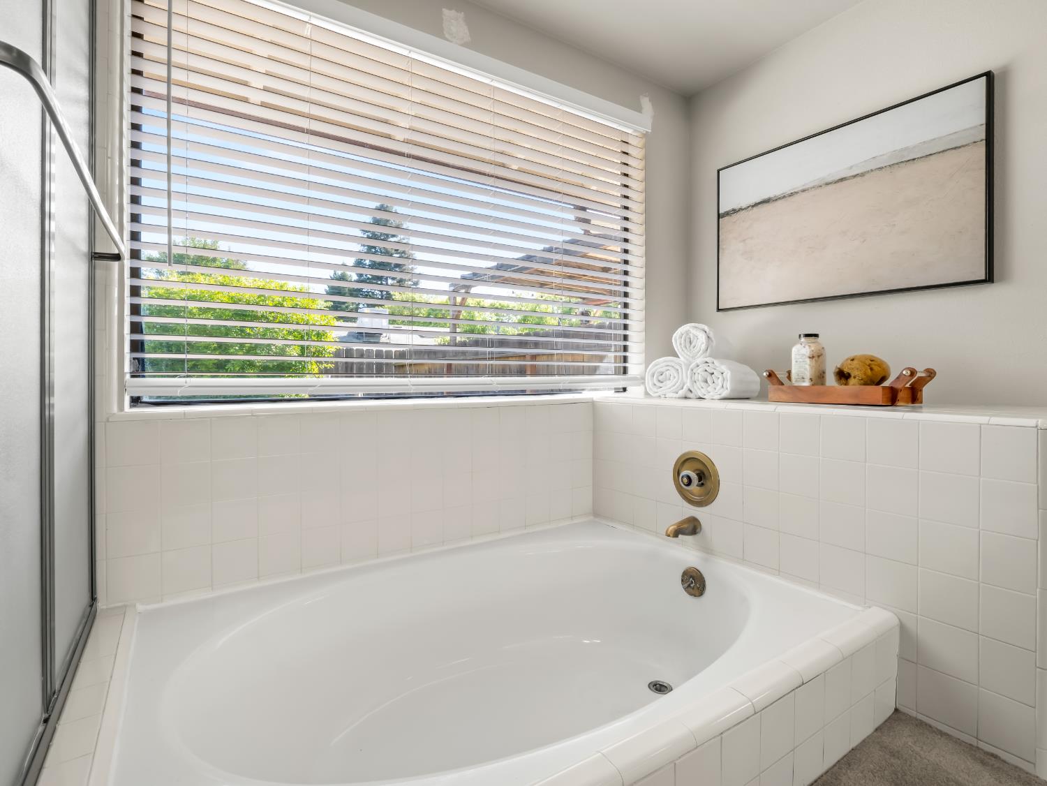 941 E Cromwell, Fresno, CA 93720