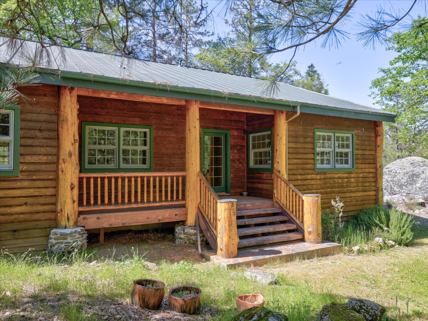 37733 37736 Black Ranch Rd, Oakhurst, CA 93644