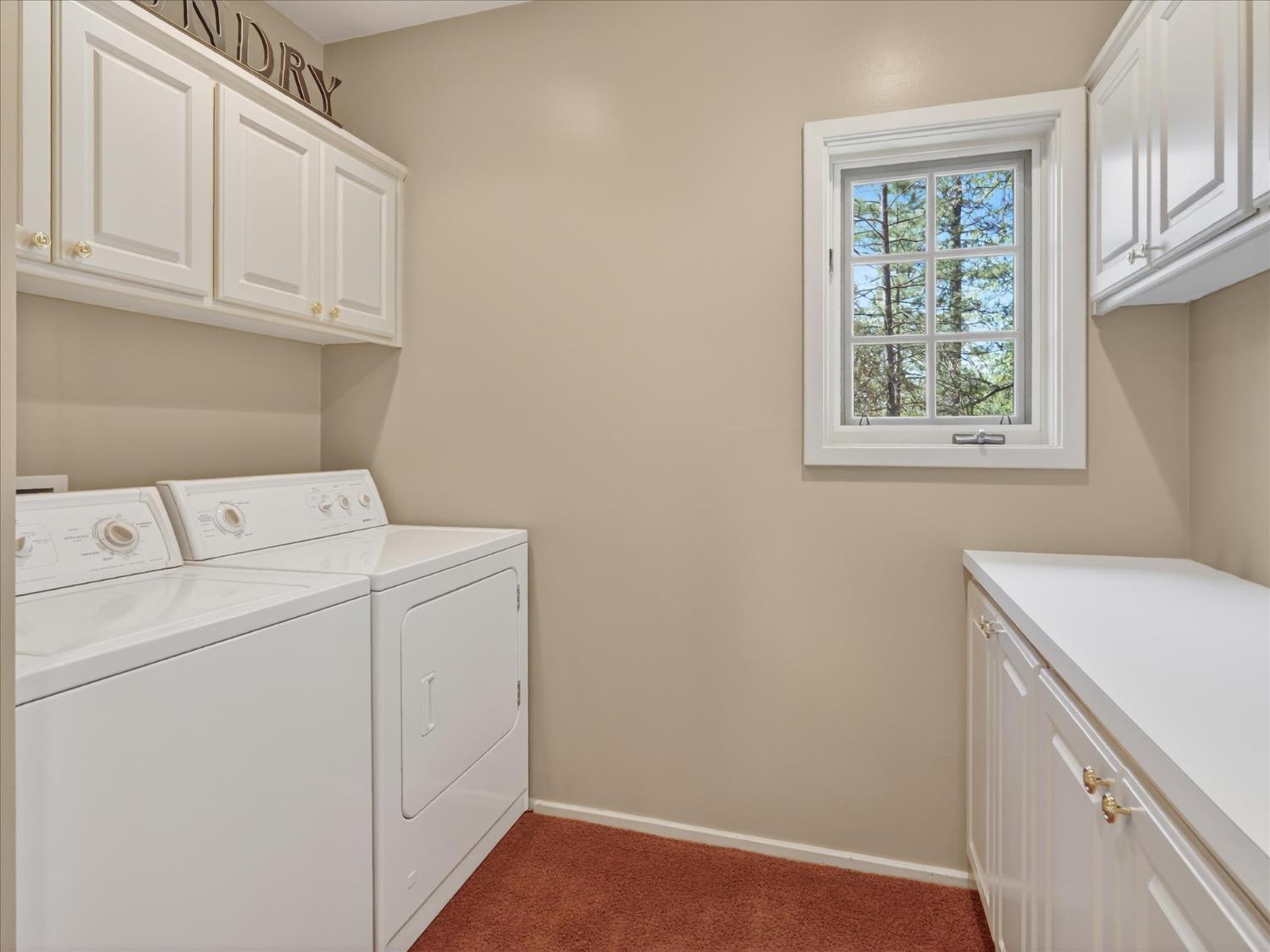 37733 37736 Black Ranch Rd, Oakhurst, CA 93644