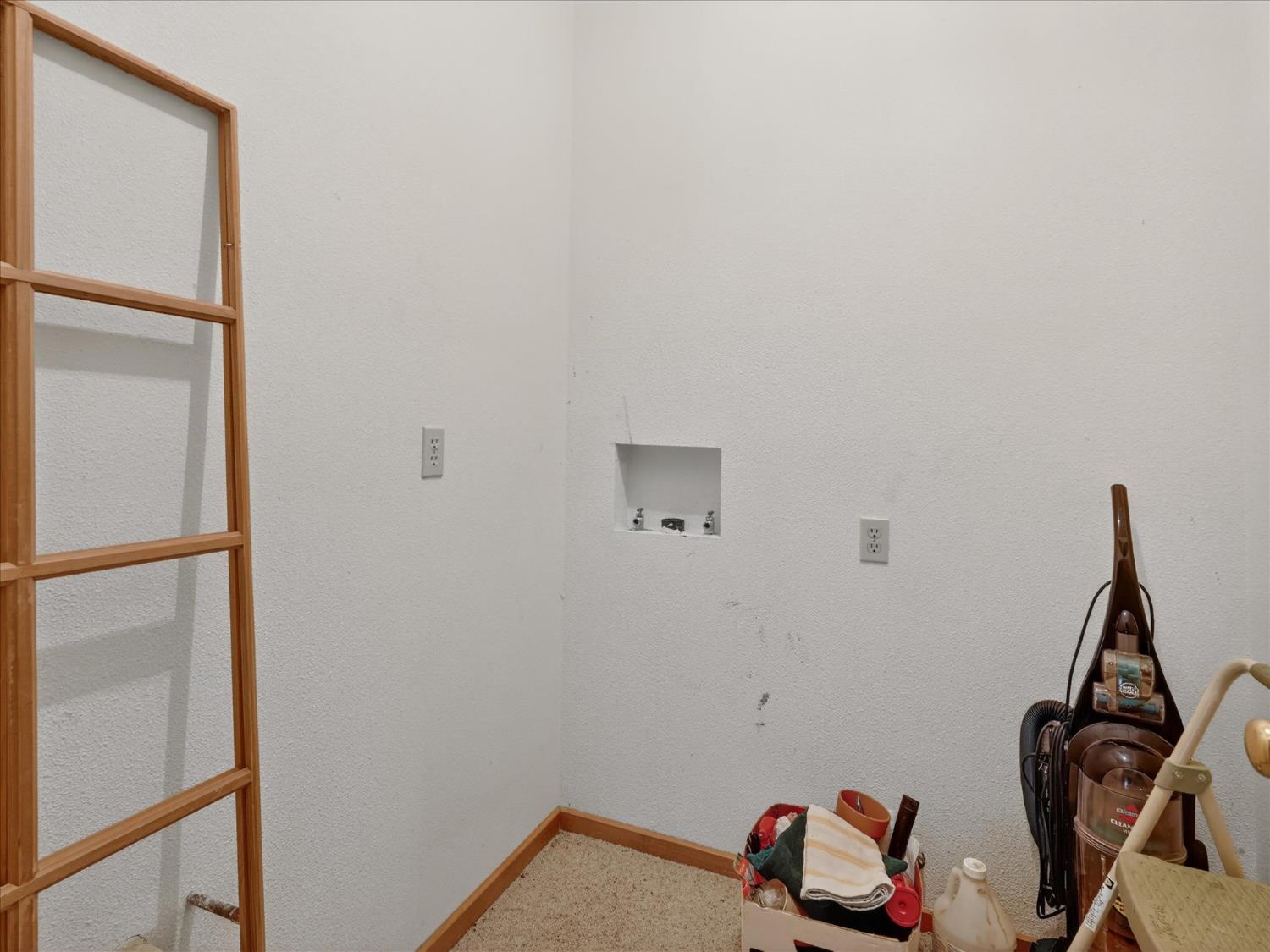 37733 37736 Black Ranch Rd, Oakhurst, CA 93644