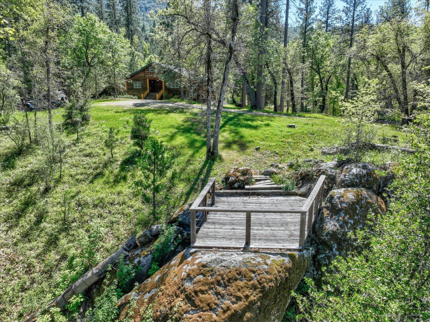 37733 37736 Black Ranch Rd, Oakhurst, CA 93644