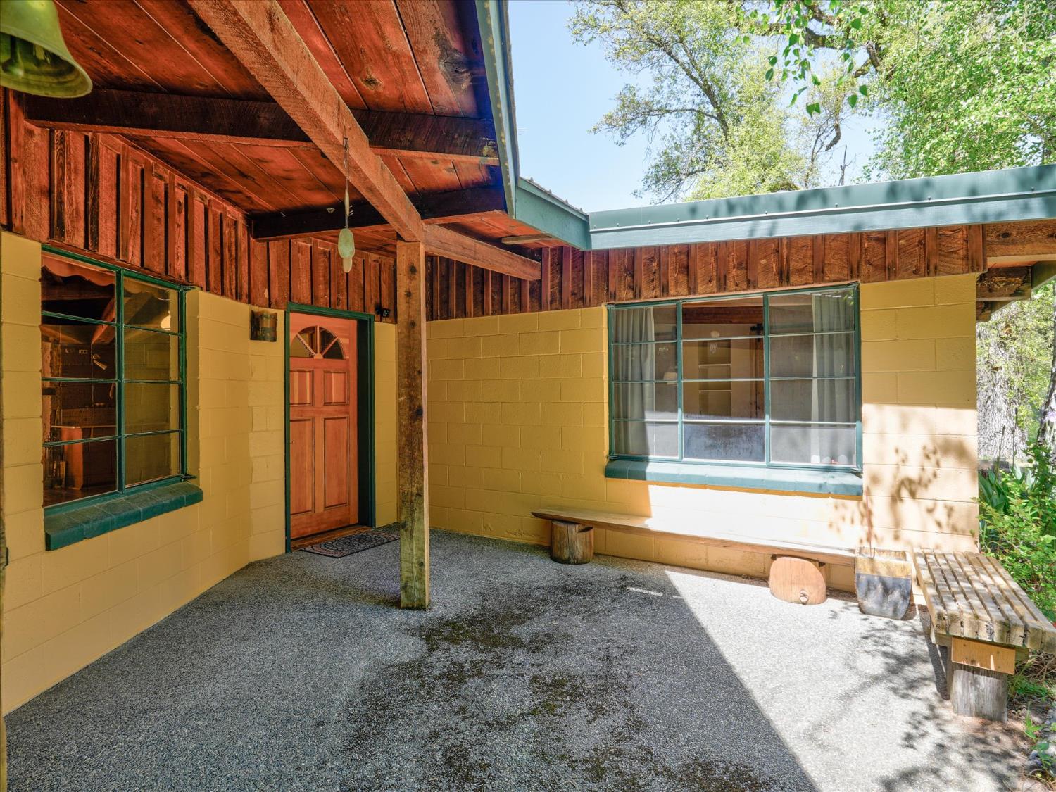 37733 37736 Black Ranch Rd, Oakhurst, CA 93644