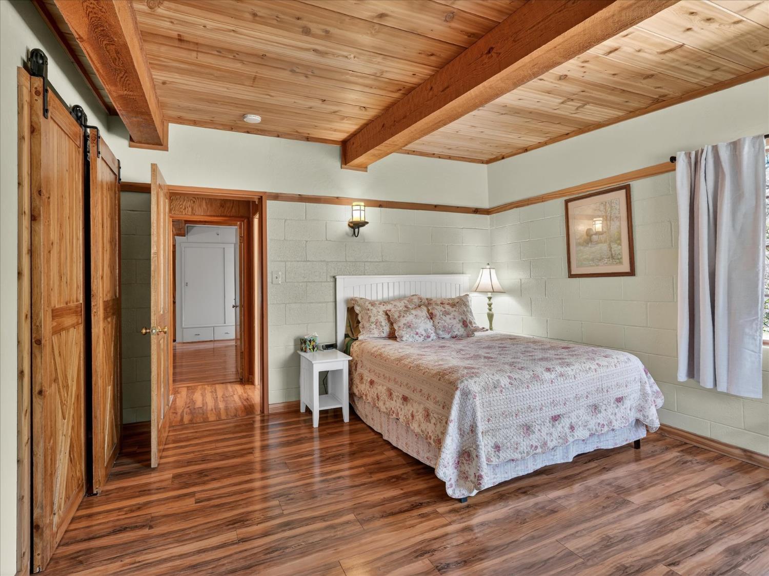 37733 37736 Black Ranch Rd, Oakhurst, CA 93644