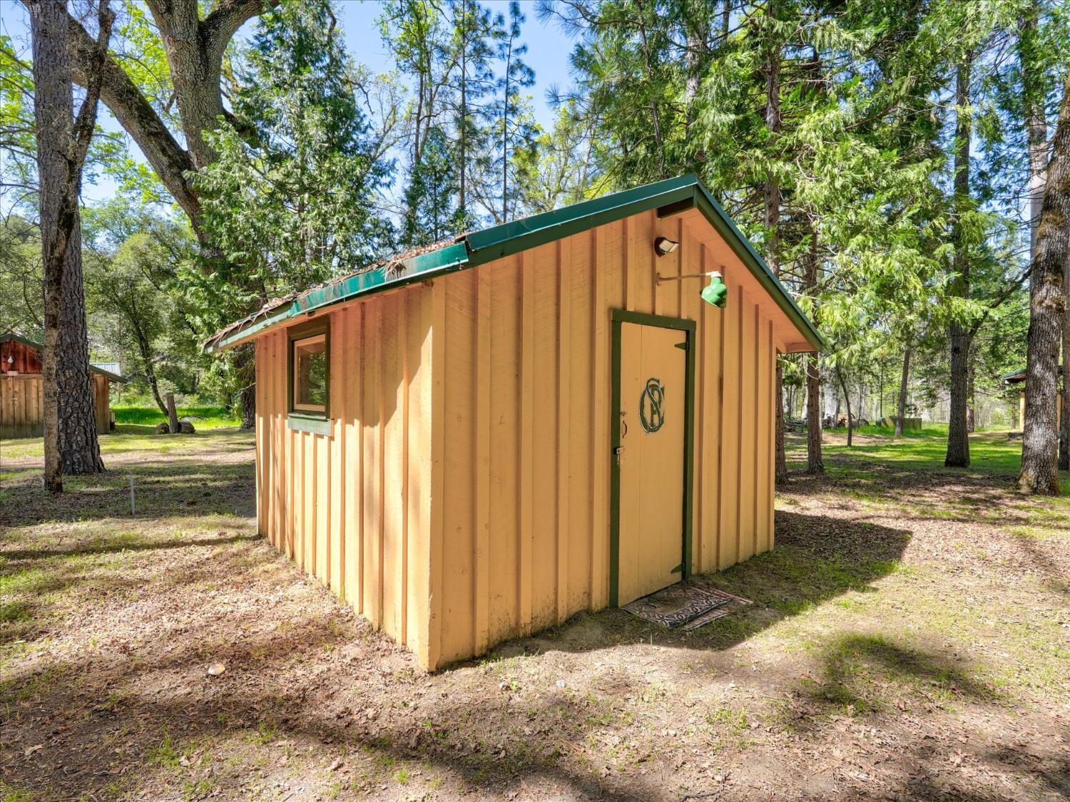 37733 37736 Black Ranch Rd, Oakhurst, CA 93644