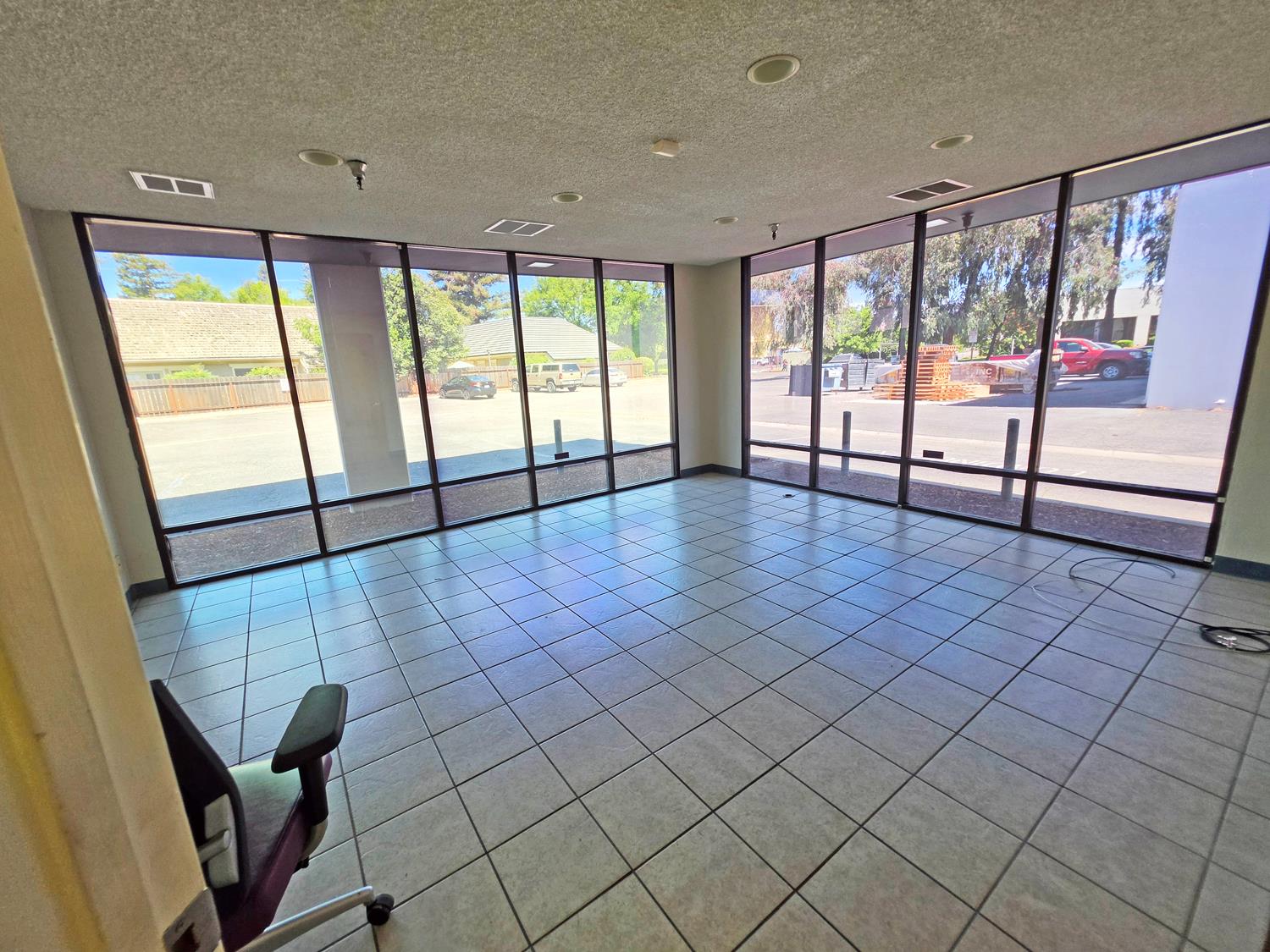 4960 E Yale Ave, Fresno, CA 93727