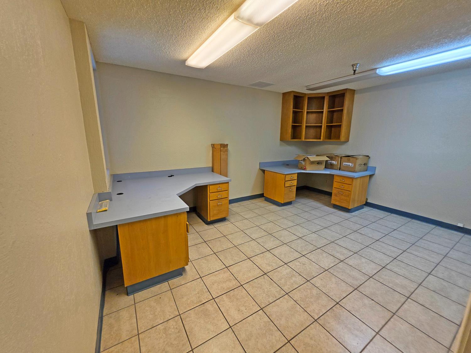 4960 E Yale Ave, Fresno, CA 93727