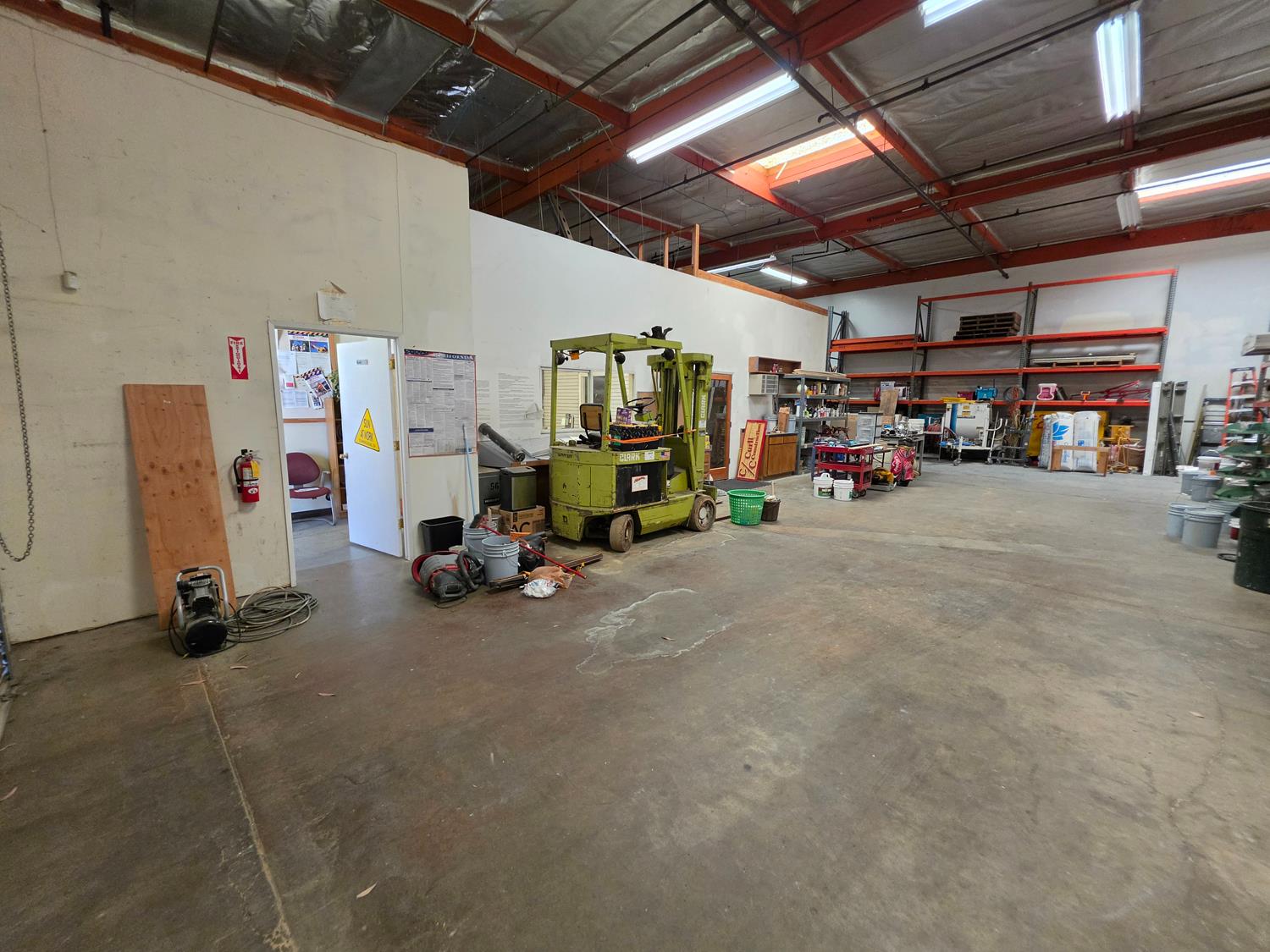 4960 E Yale Ave, Fresno, CA 93727