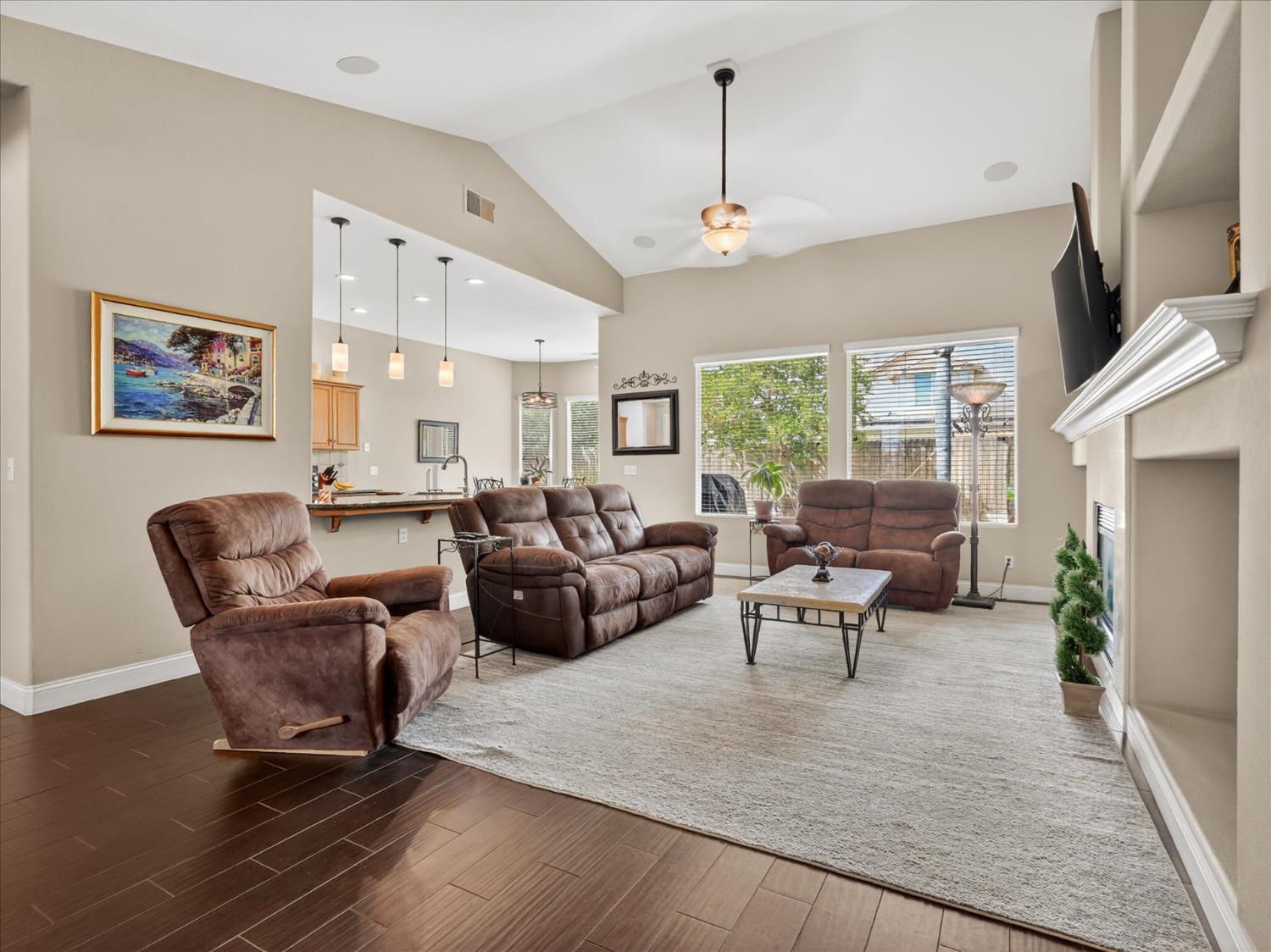 2927 Browning Ave, Clovis, CA 93611