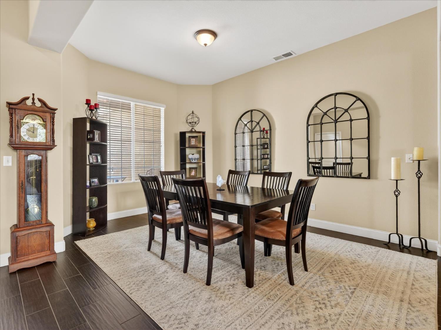 2927 Browning Ave, Clovis, CA 93611