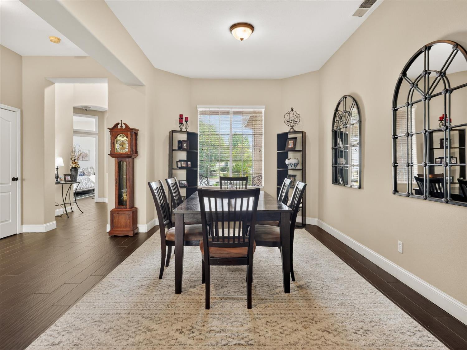 2927 Browning Ave, Clovis, CA 93611