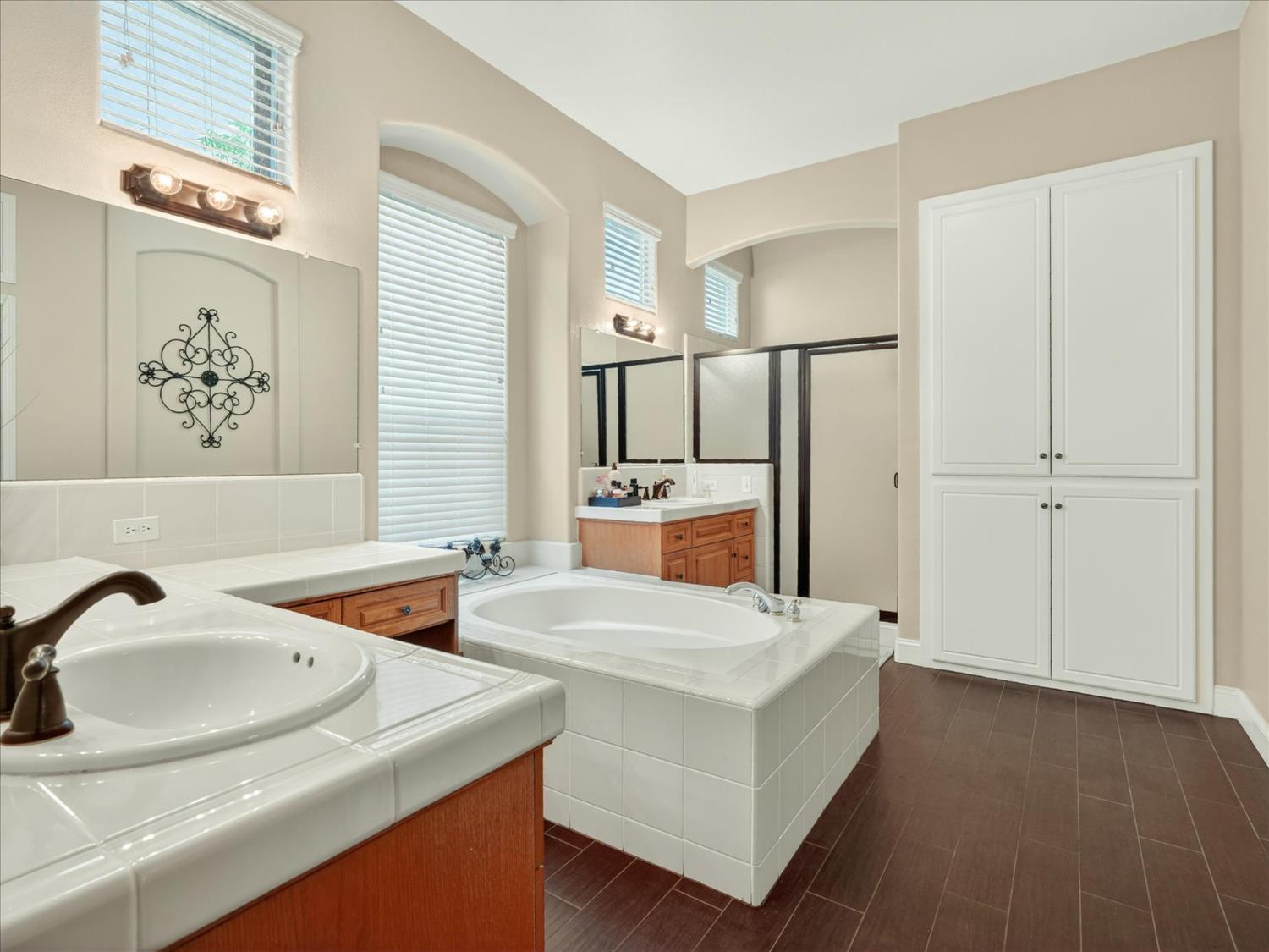 2927 Browning Ave, Clovis, CA 93611