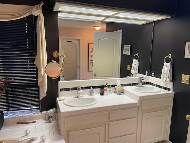 1689 E Trenton Ave, Fresno, CA 93720