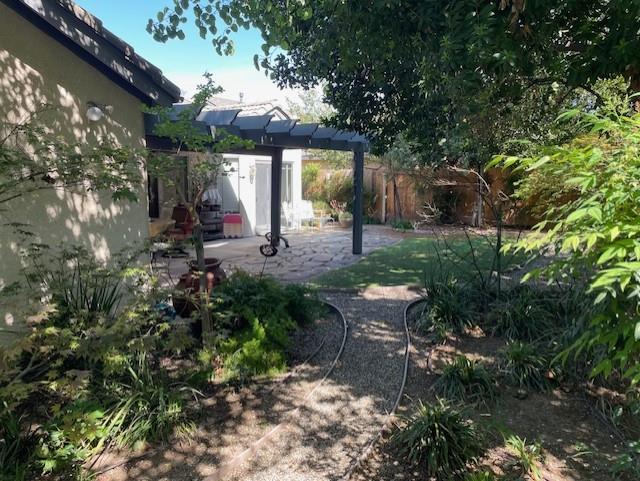 1689 E Trenton Ave, Fresno, CA 93720