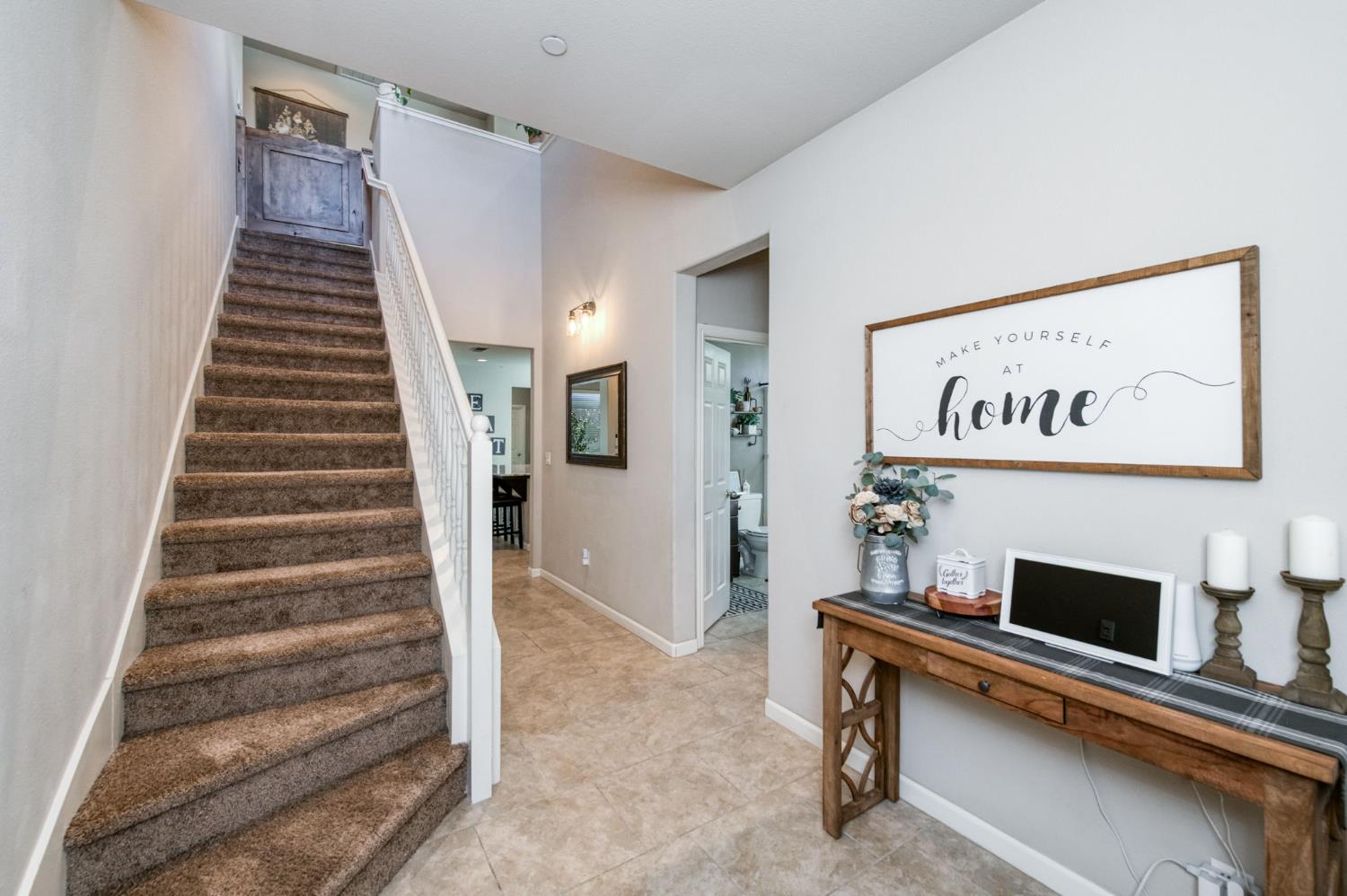 3606 Saginaw Ave, Clovis, CA 93619