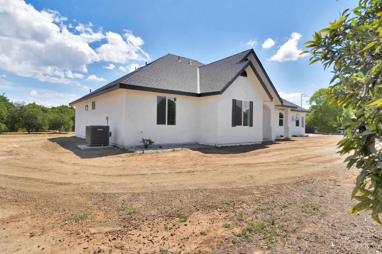 41640 Road 120, Orosi, CA 93647