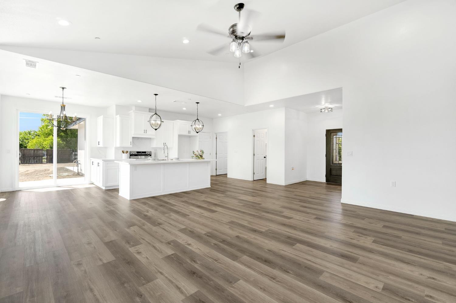 41640 Road 120, Orosi, CA 93647