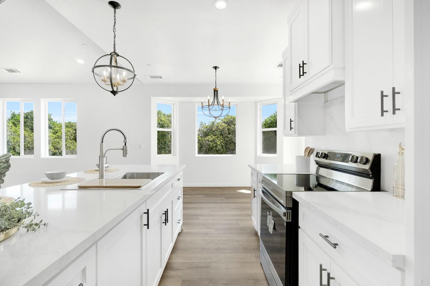 41640 Road 120, Orosi, CA 93647