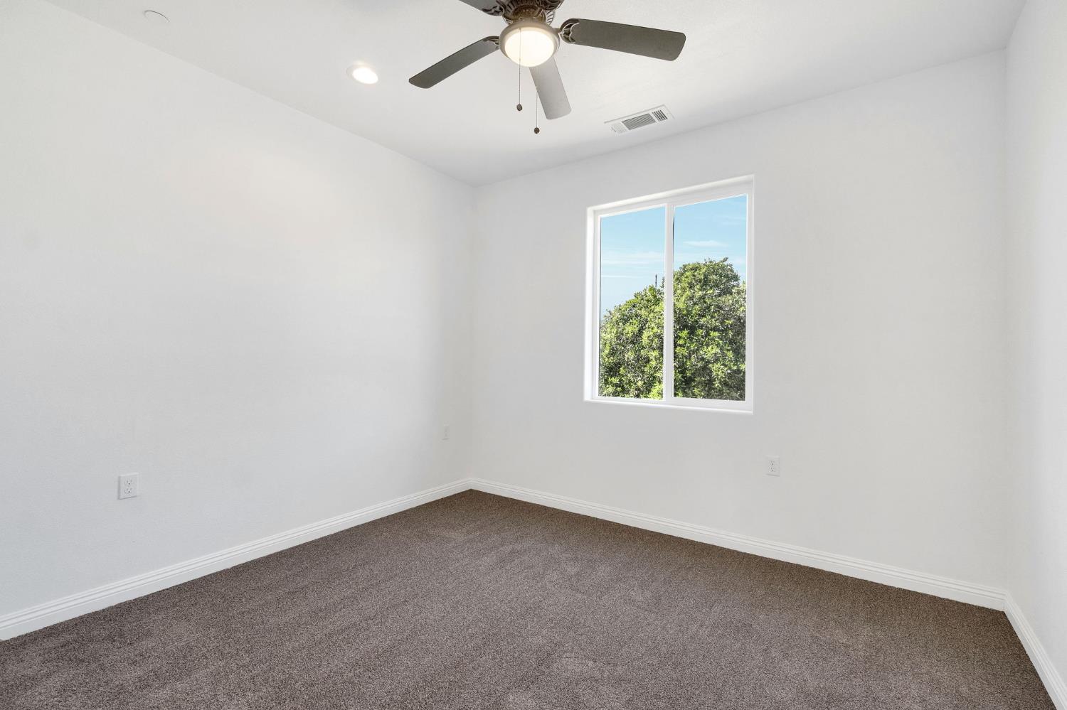 41640 Road 120, Orosi, CA 93647