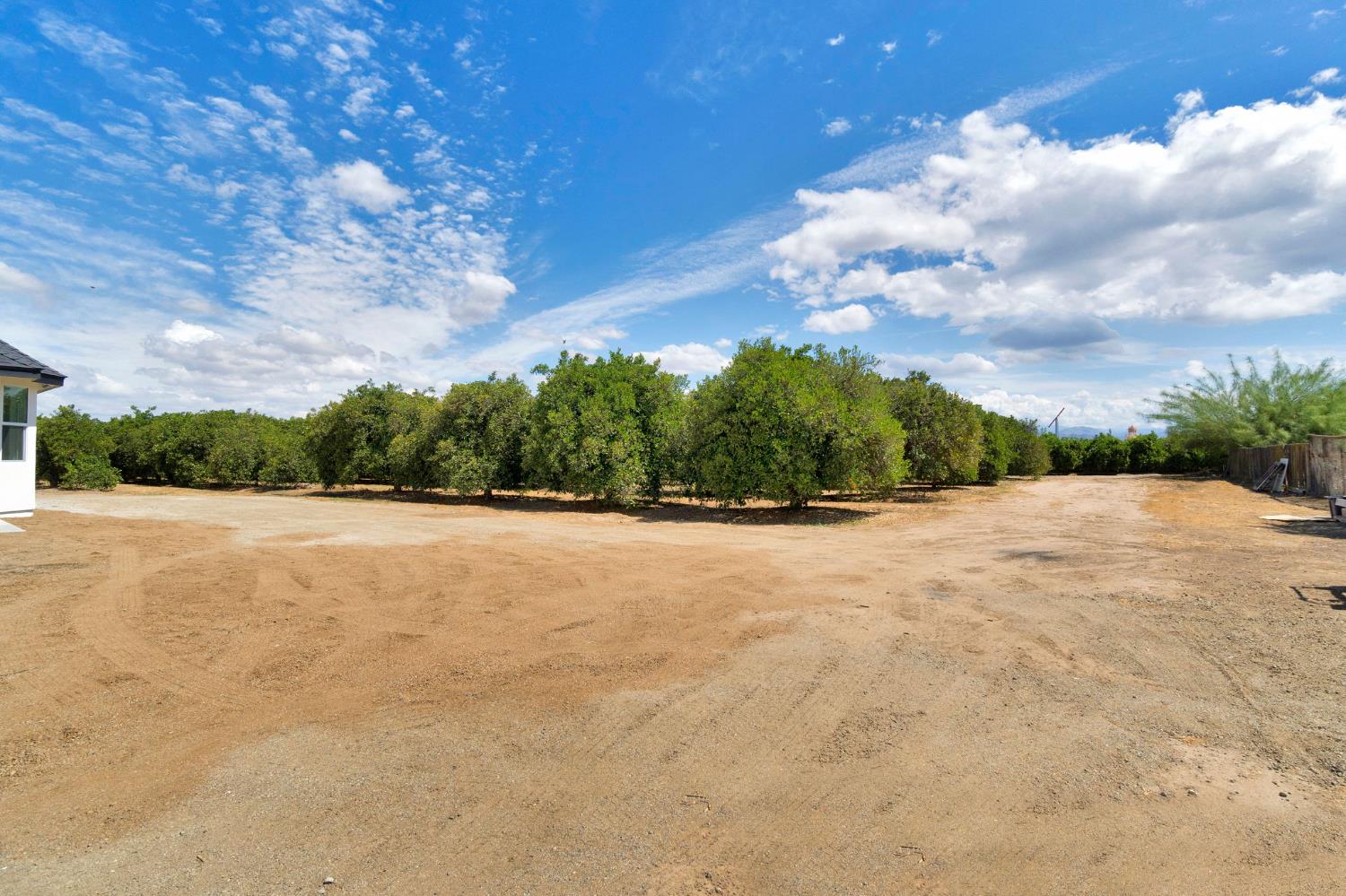 41640 Road 120, Orosi, CA 93647