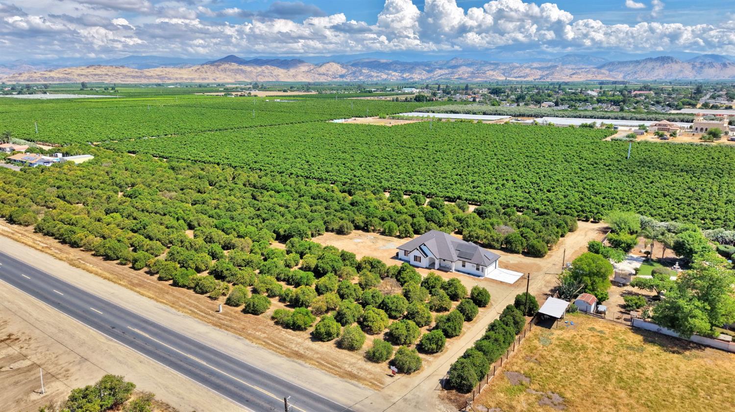 41640 Road 120, Orosi, CA 93647