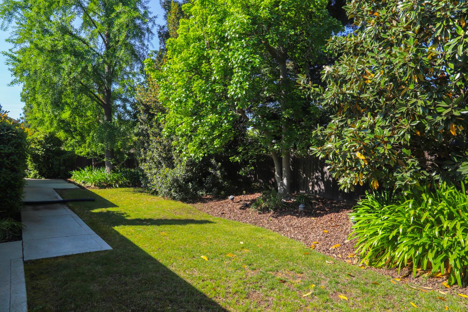 7561 N Hayston Ave, Fresno, CA 93720