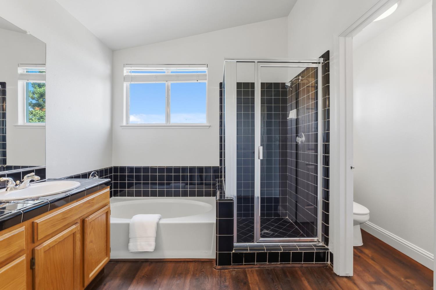 2611 Fremont Ave, Clovis, CA 93611