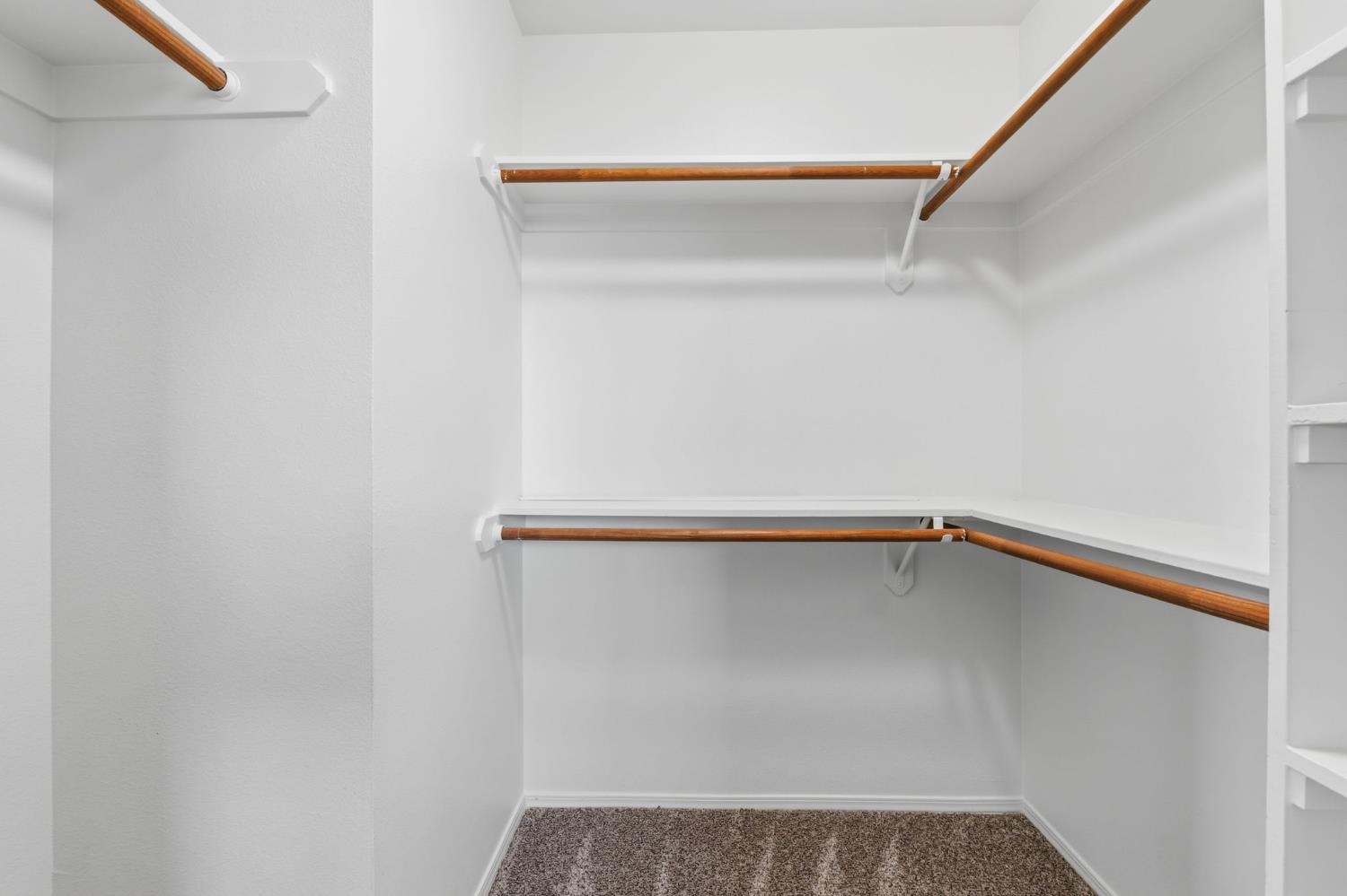 2611 Fremont Ave, Clovis, CA 93611