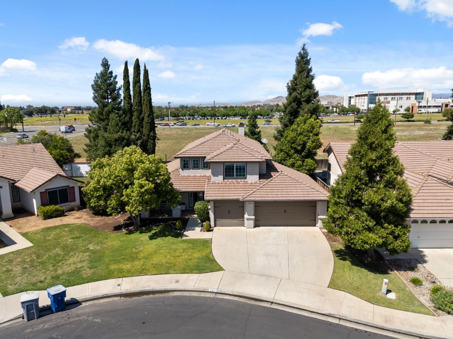 2611 Fremont Ave, Clovis, CA 93611
