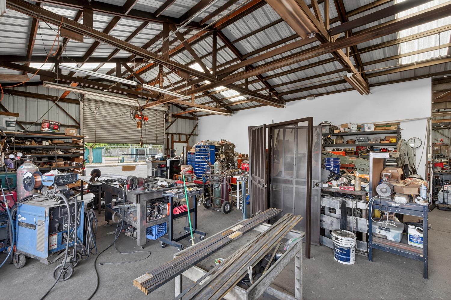 260 S 3Rd St, Chowchilla, CA 93610